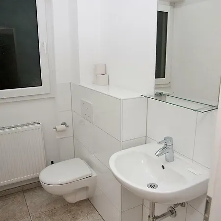 Looks Apartment *